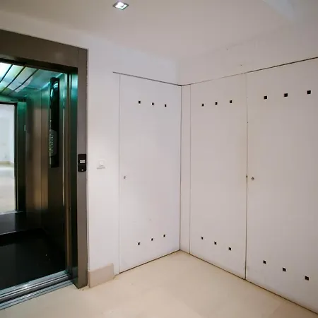 Centrico Junto A Playa