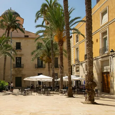 Centrico Junto A Playa * لقنت